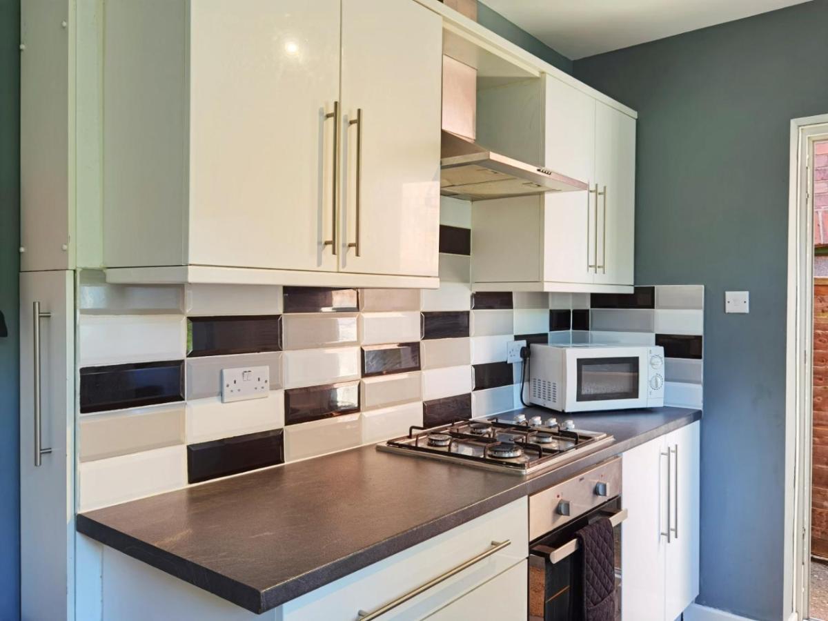 Perry Road, Beautiful Large House Available For Guests And Contractors Parking Wifi Villa Nottingham Luaran gambar