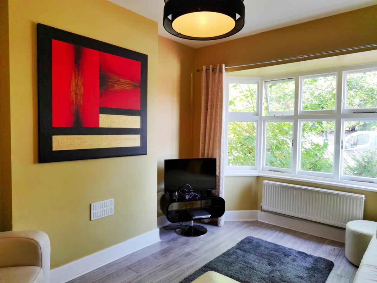 Perry Road, Beautiful Large House Available For Guests And Contractors Parking Wifi Villa Nottingham Luaran gambar