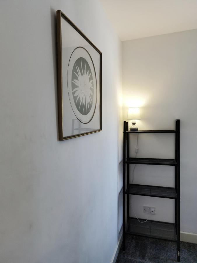 Perry Road, Beautiful Large House Available For Guests And Contractors Parking Wifi Villa Nottingham Luaran gambar