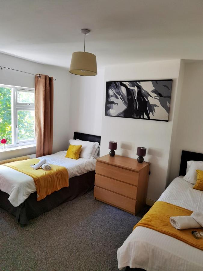 Perry Road, Beautiful Large House Available For Guests And Contractors Parking Wifi Villa Nottingham Luaran gambar